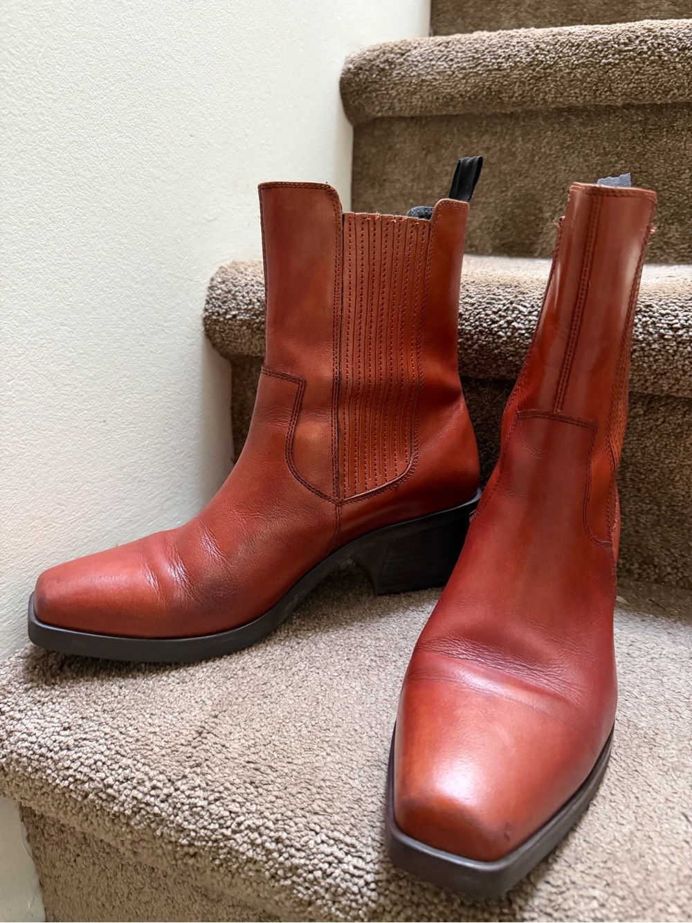 Vagabond Leather Mid-Heel Chelsea Boots in Brown - Picture 5 of 10